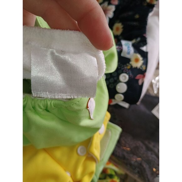 Kawaii Baby Reusable Cloth Diapers Adjustable Fit Multi-Color Pack Of 6 With Sna - Picture 7 of 8